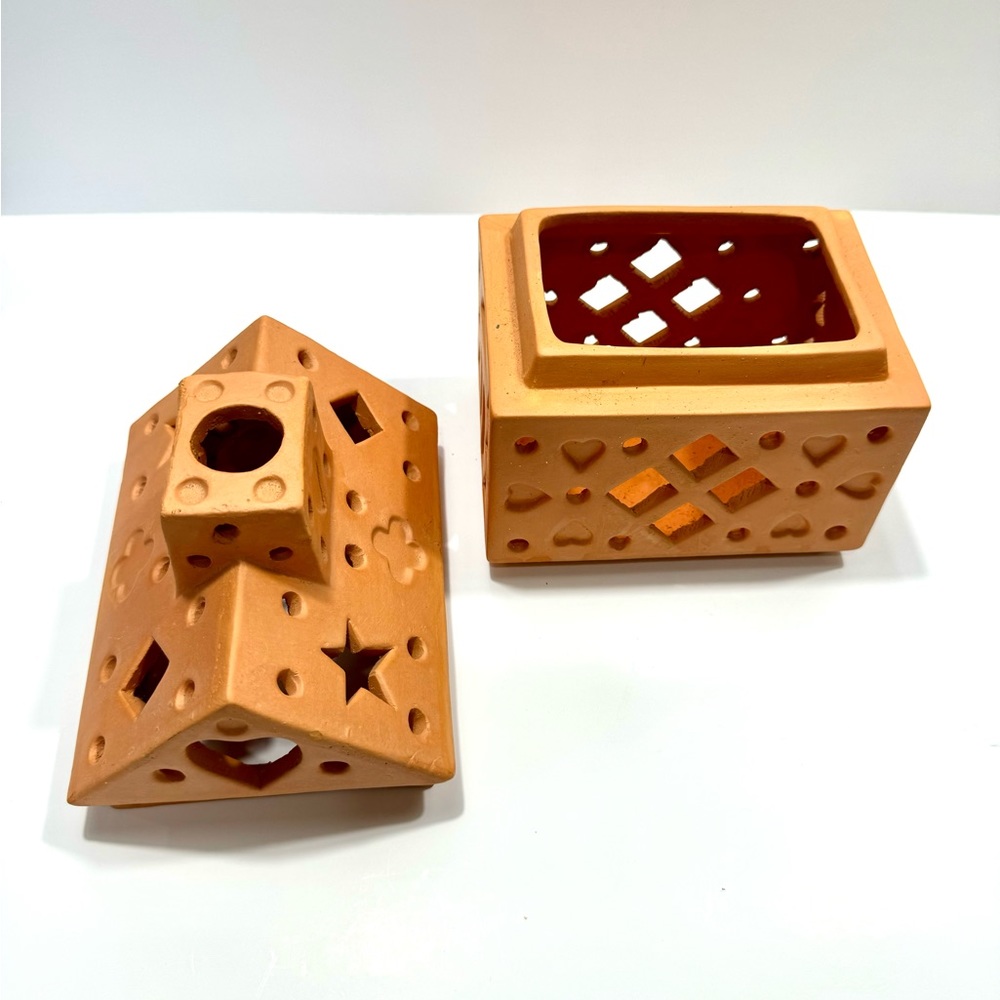 TERRACOTTA CLAY CANDLE HOUSE MADE IN PORTUGAL - Picture 3 of 15